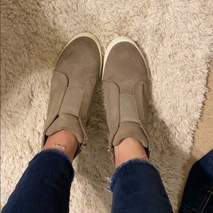 Ccocci brand from Vici sneaker wedge - size 7